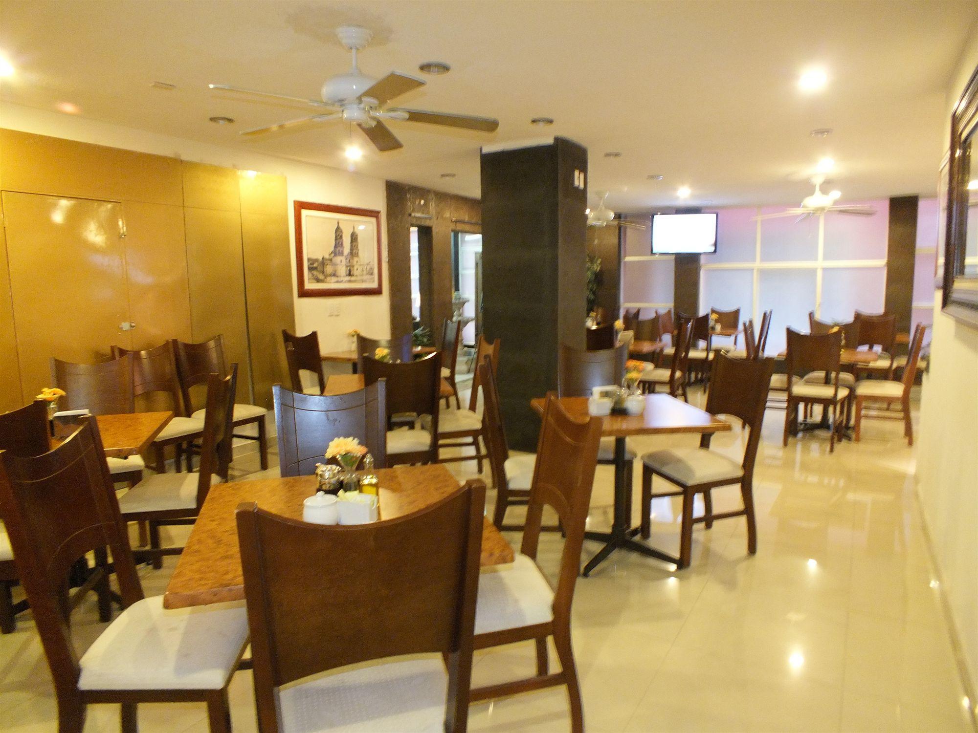 Hotel Rincon Real Suites Дуранго Экстерьер фото