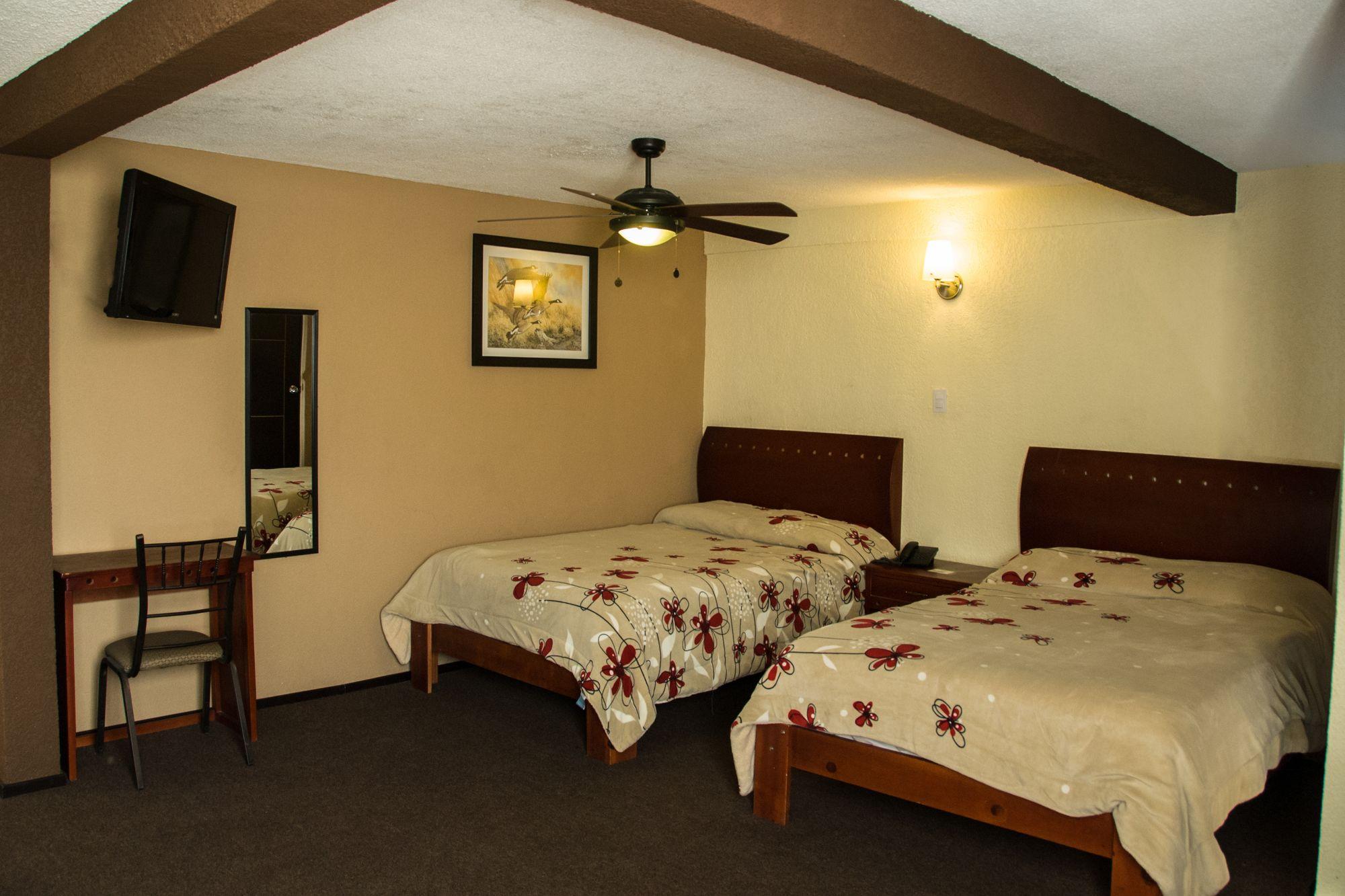 Hotel Rincon Real Suites Дуранго Экстерьер фото
