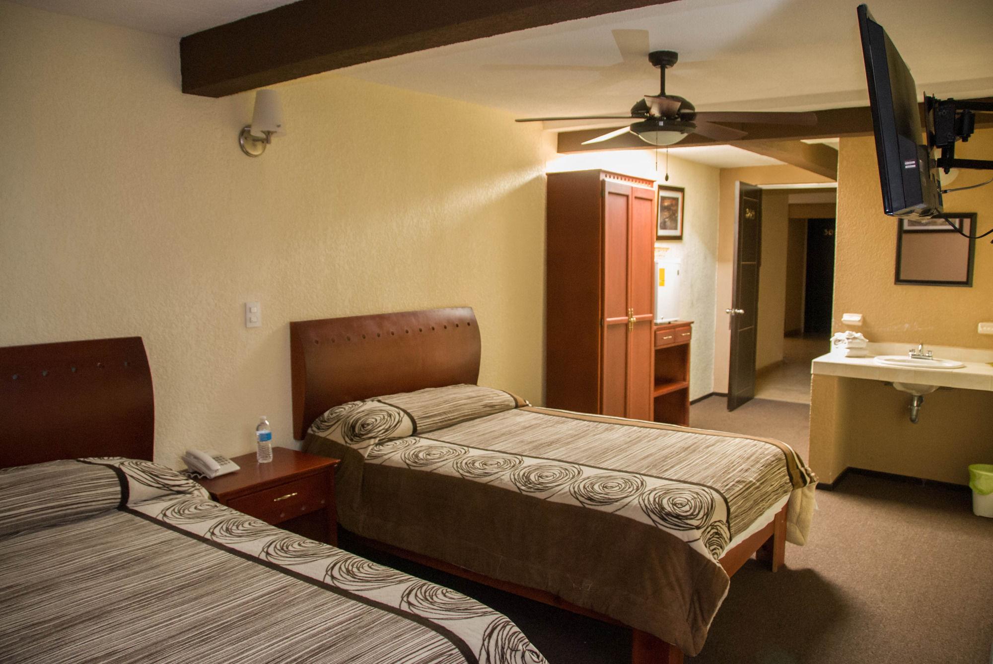 Hotel Rincon Real Suites Дуранго Экстерьер фото