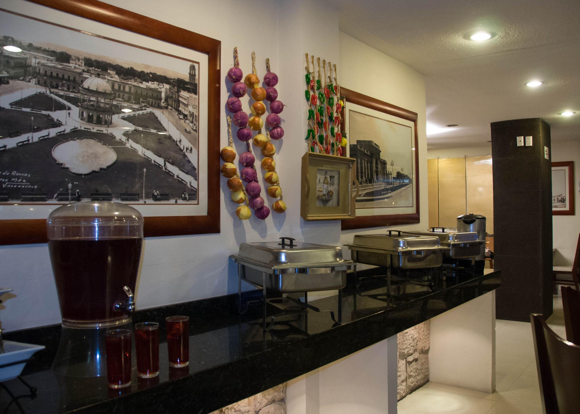 Hotel Rincon Real Suites Дуранго Экстерьер фото