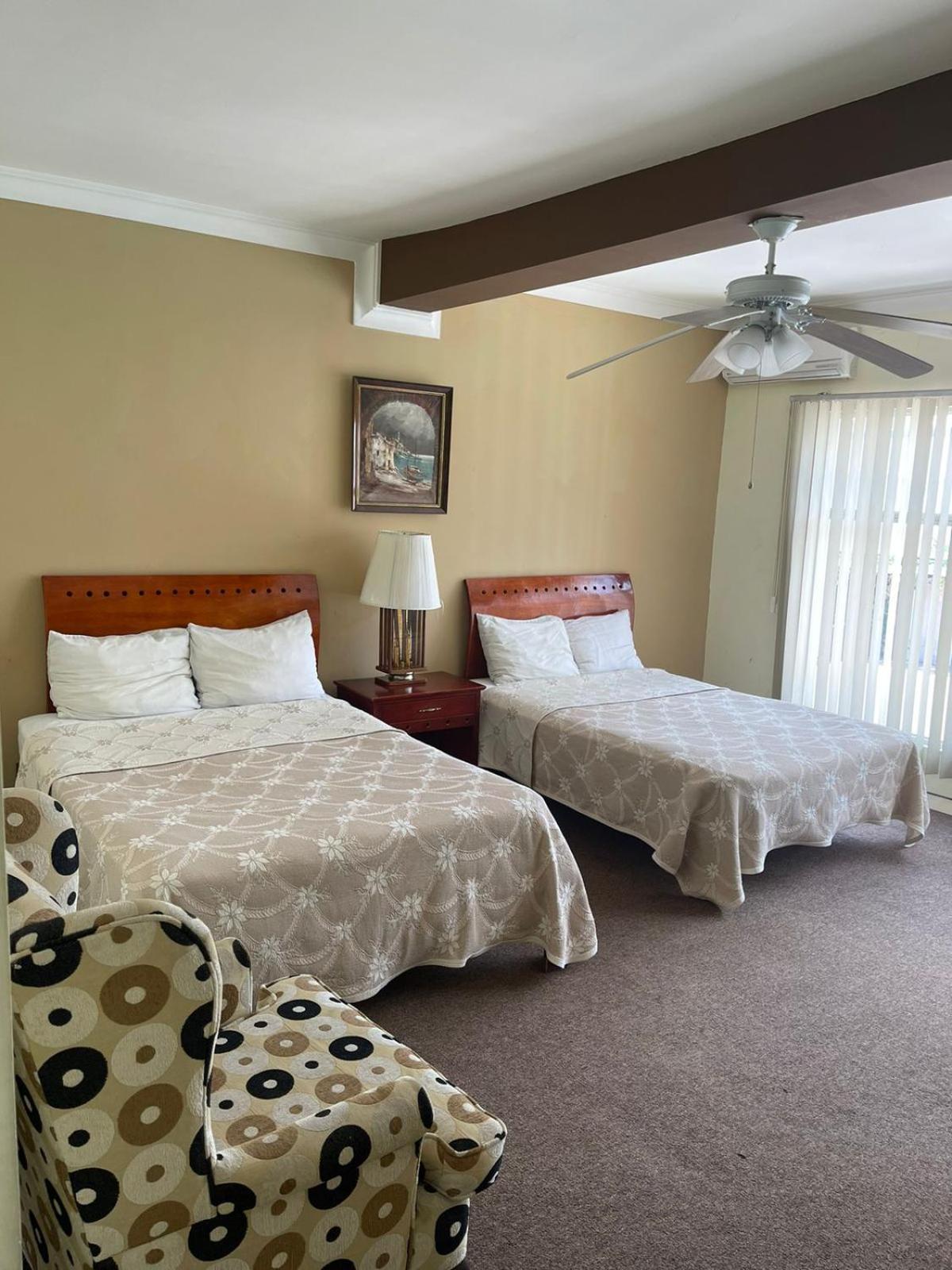 Hotel Rincon Real Suites Дуранго Экстерьер фото
