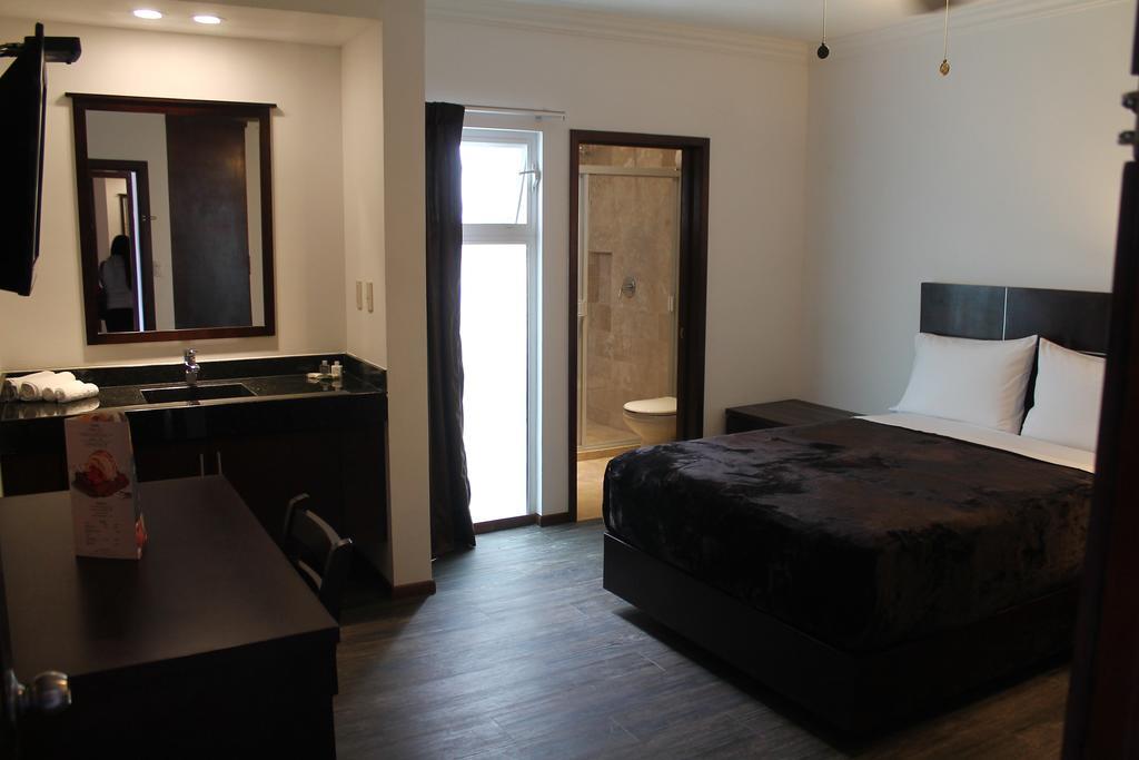 Hotel Rincon Real Suites Дуранго Экстерьер фото